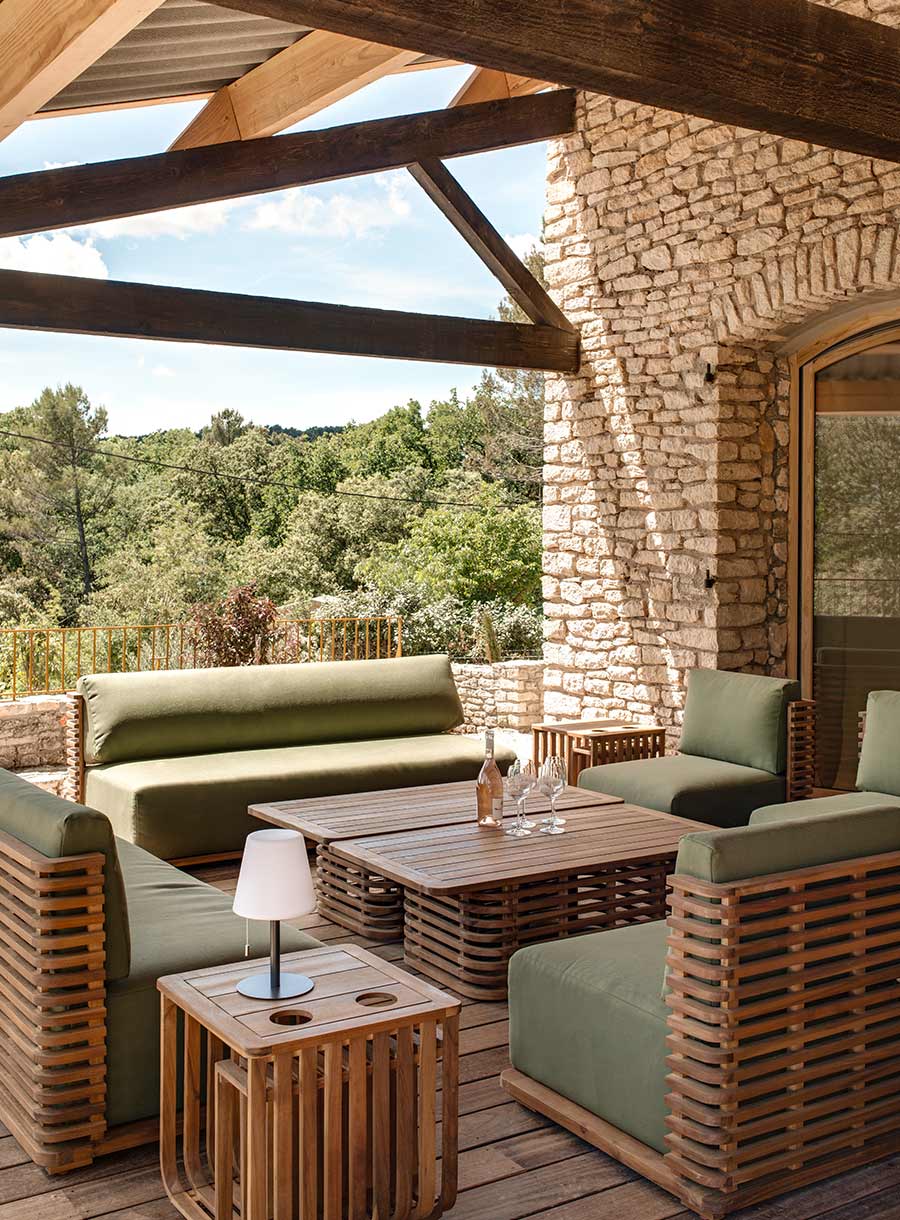 Le Mas des Restanques : maison de vacances à louer dans le Luberon (Saint-Saturnin-lès-Apt), maison haut de gamme en location avec piscine.
