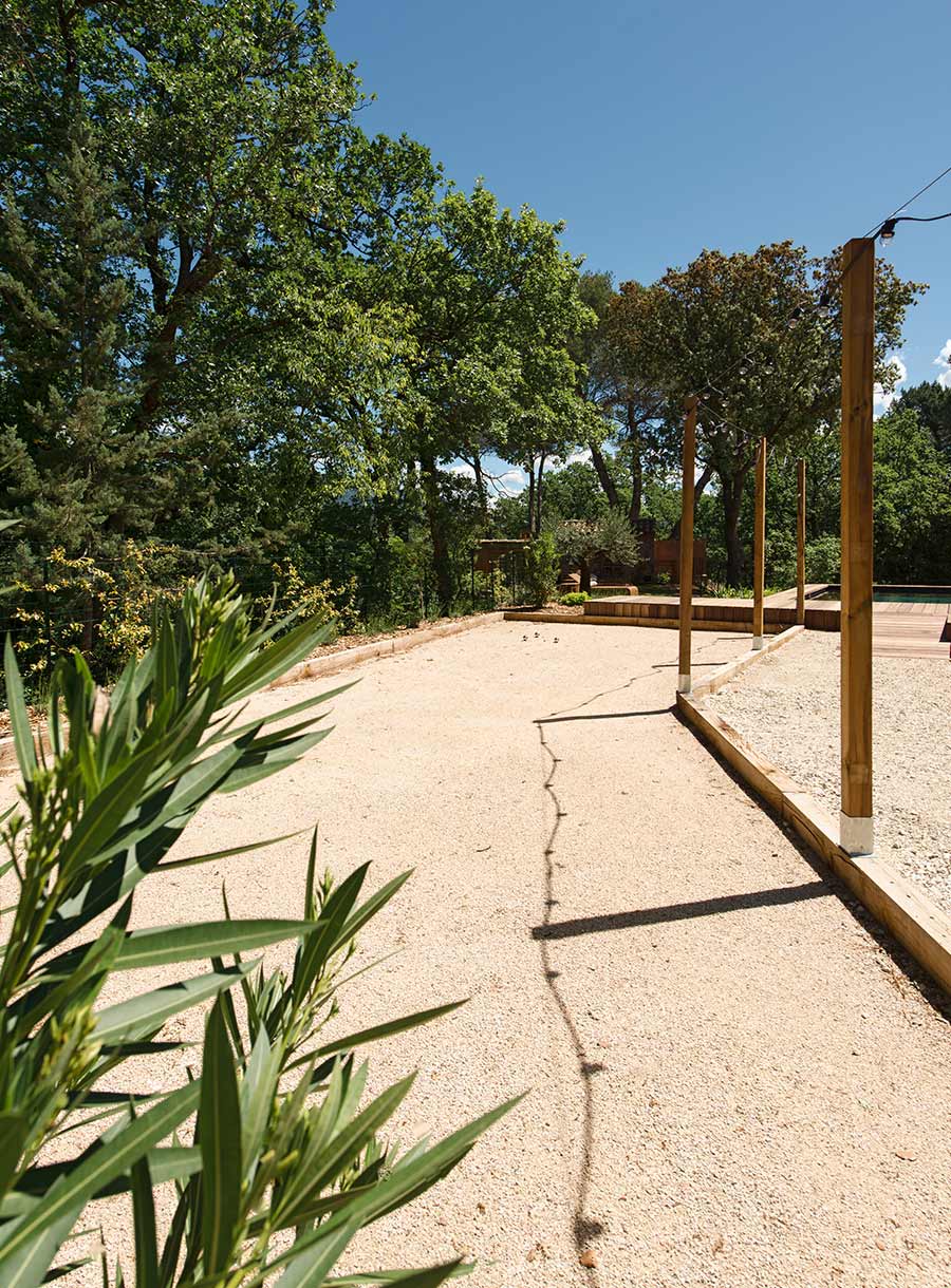 Le Mas des Restanques : maison de vacances à louer dans le Luberon (Saint-Saturnin-lès-Apt), maison haut de gamme en location avec piscine.